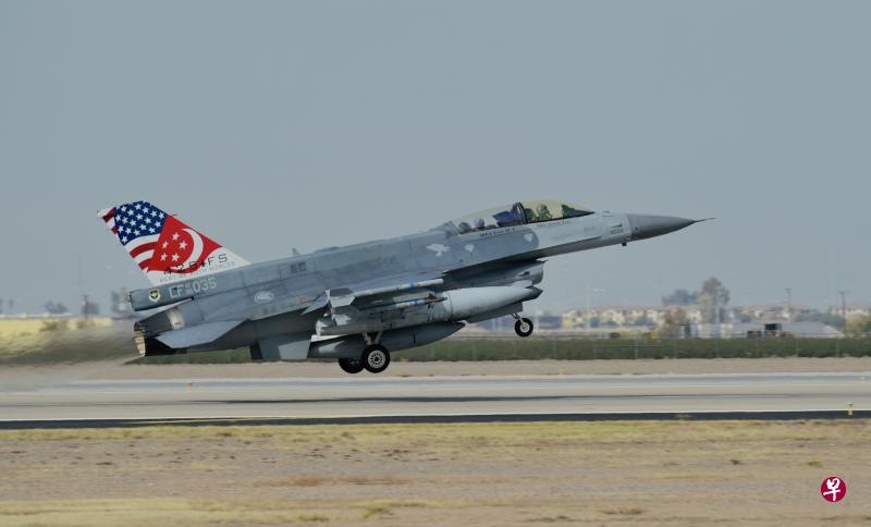 空军部队目前的F-16型战机训练基地设于美国亚利桑纳州凤凰城卢克空军基地。（国防部提供）