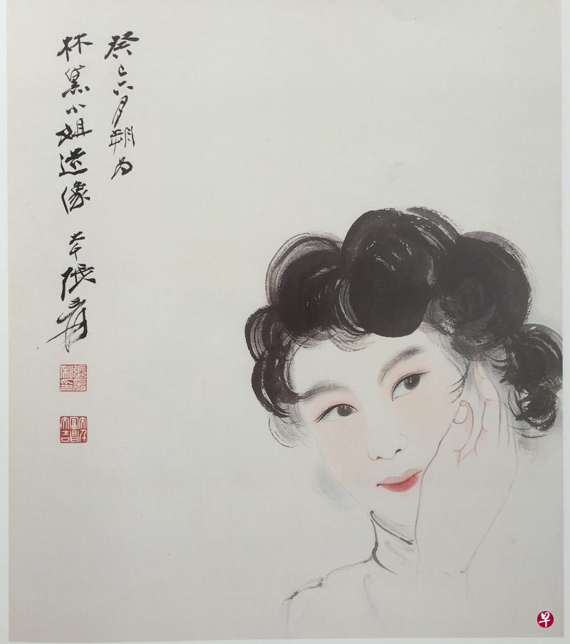 张大千《癸巳六月朔为林黛小姐造像》，时为1953年7月11日，为林黛处女作电影《翠翠》上映第四天。画像中林黛左脸香腮上的大手，比例奇怪，姿势不合理，为当年画界趣谈。（作者提供）