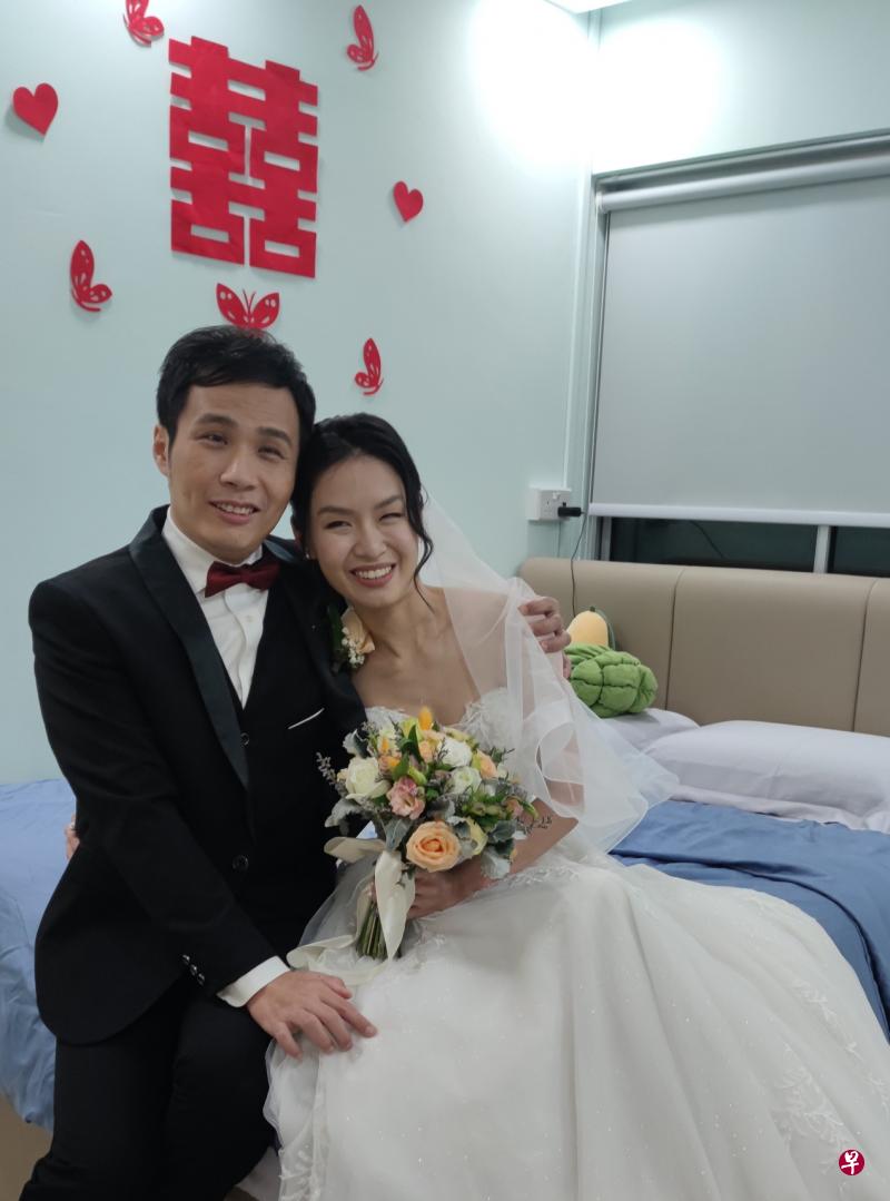 陈伟联2日举行婚礼，将职能治疗师太太娶过门。