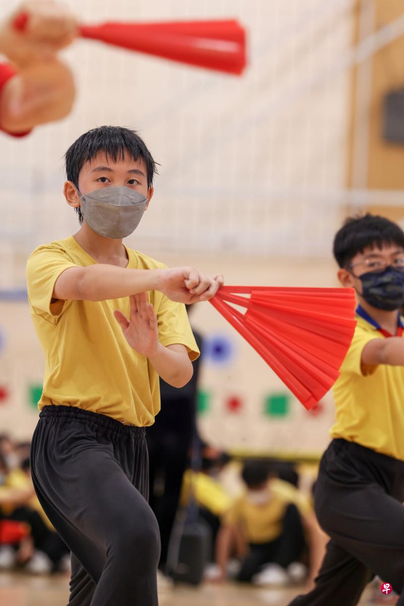 林主恩是今年全国校际运动会太极拳比赛冠军，患选择性缄默症不影响他的表现。（卓祾祎摄）