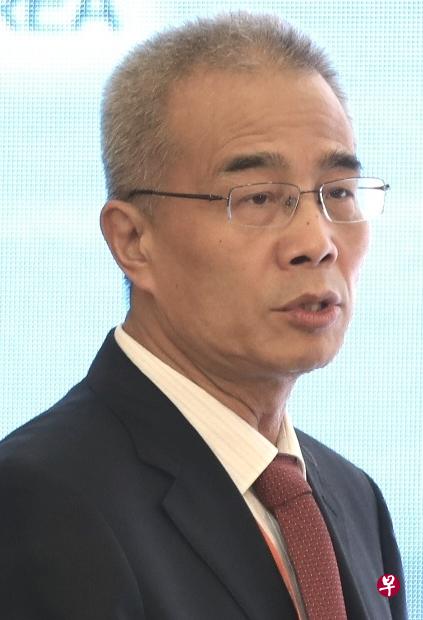 广东省社会科学院原院长王珺：广东越来越重视原发性的技术创新，基础研究在全社会R&D中所占比重不断增加。（受访者提供）