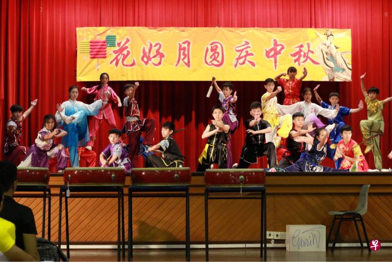 武术团表演展现武艺才华。（圣公会中学提供照片）