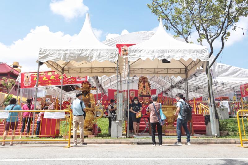 三巴旺财神庙除夕夜将分批让信众上香。（档案照）