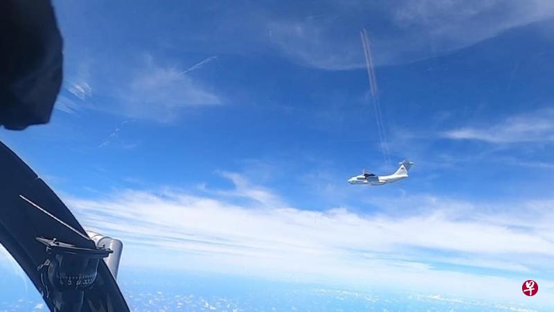 马来西亚皇家空军部队在官方面簿发布中国军机入侵东马沙巴州领域的照片。（星洲网） 