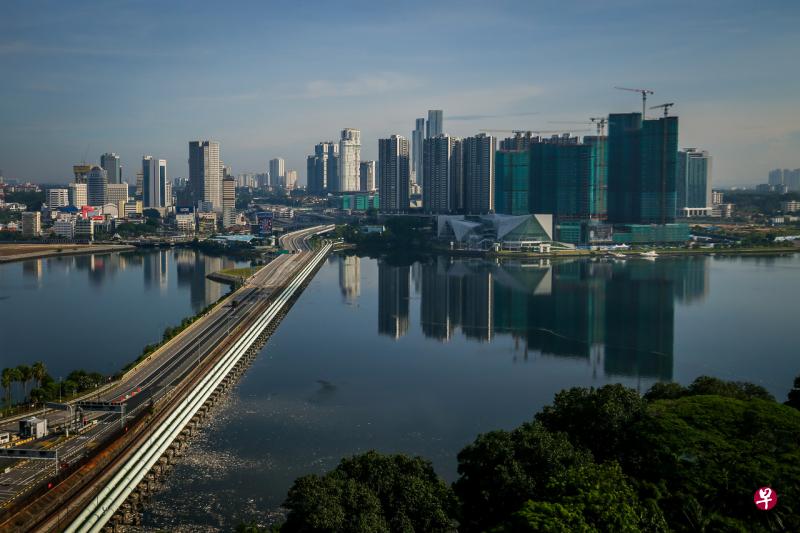 新柔地铁的建造工程正在进行中。（档案照） 