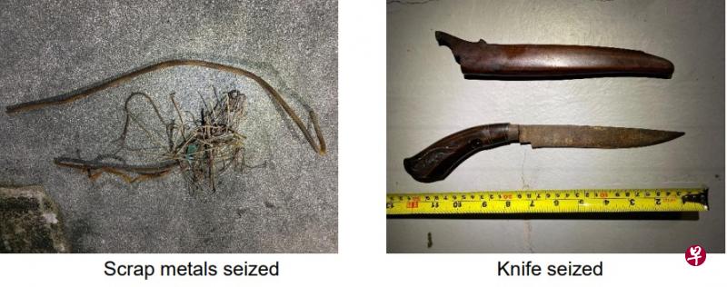 警察海岸卫队警员起获一些废金属及一把小刀。（新加坡警察部队提供）
 
