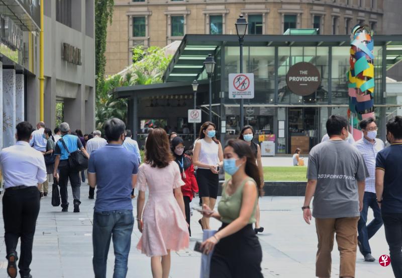 从4月26日起未接种雇员能回返职场，但个别雇主能根据需求不让未接种的员工回返职场。（档案照） 