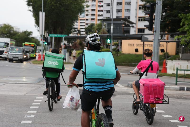 由Deliveroo、foodpanda和Grab携手成立的数码平台行业协会星期四（8月18日）正式启动。作为业界代表，这个协会将借助成员平台公司的专业知识和经验，加强业内最佳实践，以及支持我国的数码经济。（档案照） 