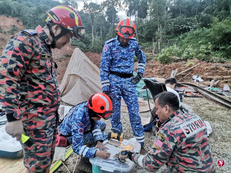 云顶半山土崩事故目前还有22人被列为失踪。（中国报） 