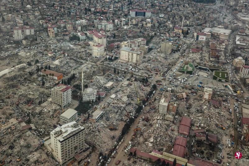 根据土耳其官方统计，总共有1万2141栋建筑物在地震中被摧毁或受到严重破坏。（法新社） 